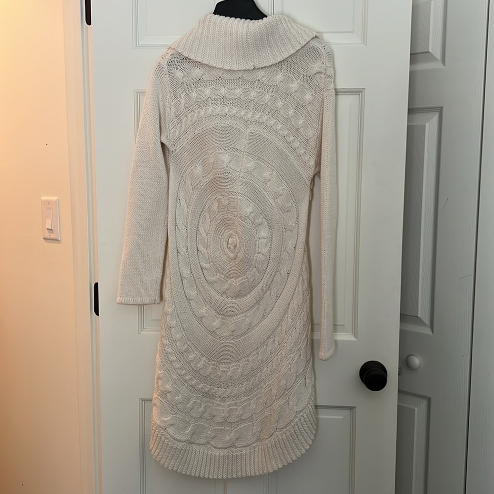 Cardigan - Picture 2 of 5